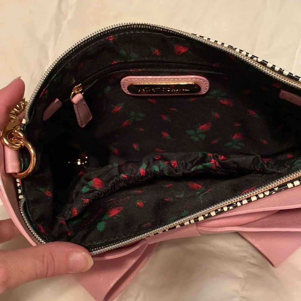 Betsey Johnson Pink Bow Chain Shoulder Bag